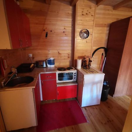 Apartman Bugar ミトロバツ エクステリア 写真